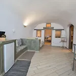Feriehus Cally Cave House