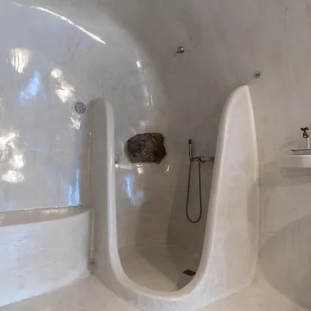 Cally Cave House * Fira (Santorini)